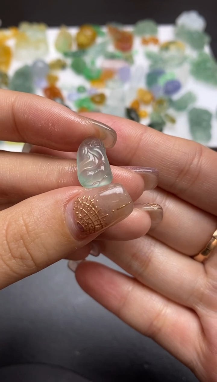 【闪购商品】定制翡翠未镶嵌翡翠毛货~