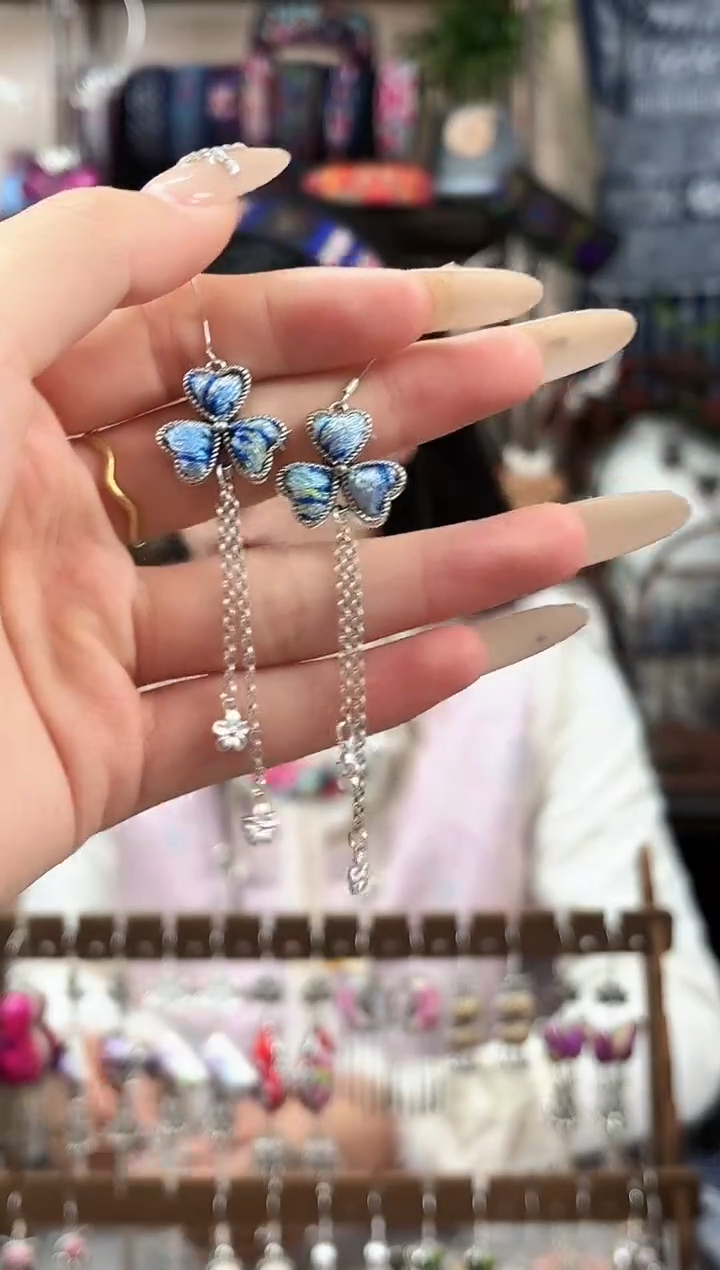 织绣民族风非遗老绣饰品530