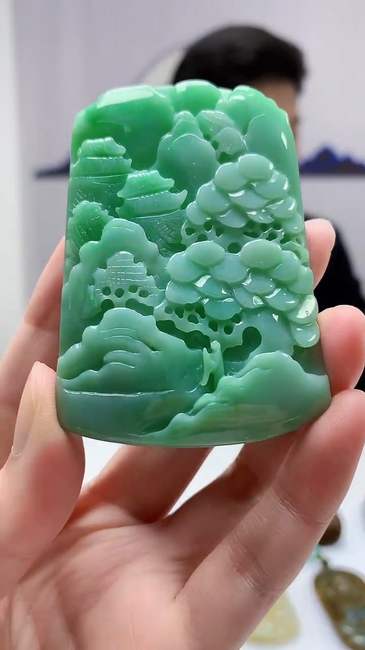 【闪购商品】定制翡翠未镶嵌4917zm-毛货挂件9山水