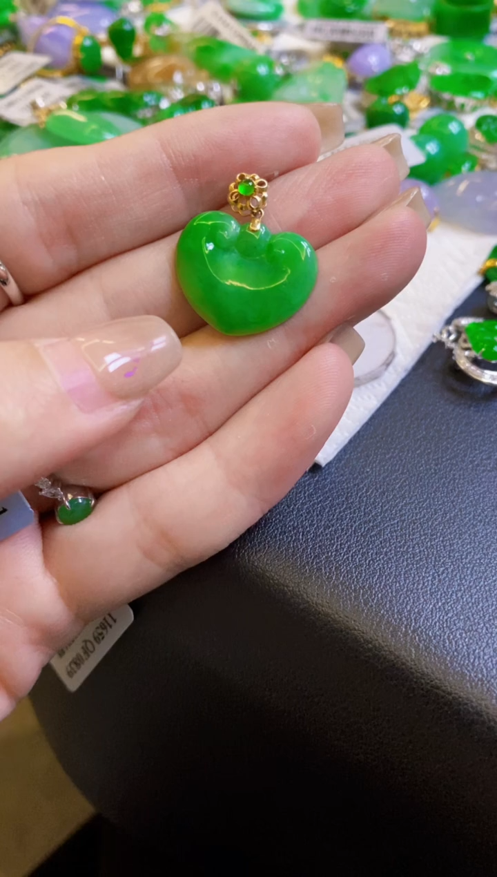 【闪购商品】定制翡翠18K金镶嵌如意