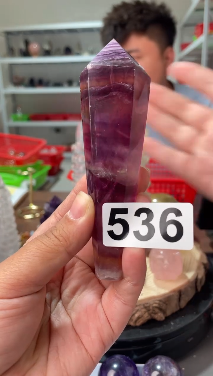 未镶嵌水晶大型摆件（非配饰）萤石柱子536