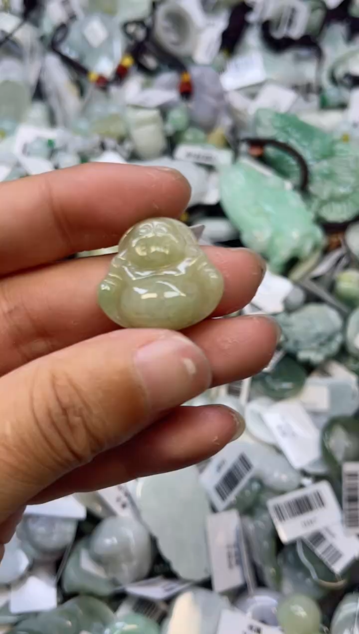 【闪购商品】翡翠颈饰未镶嵌00004060