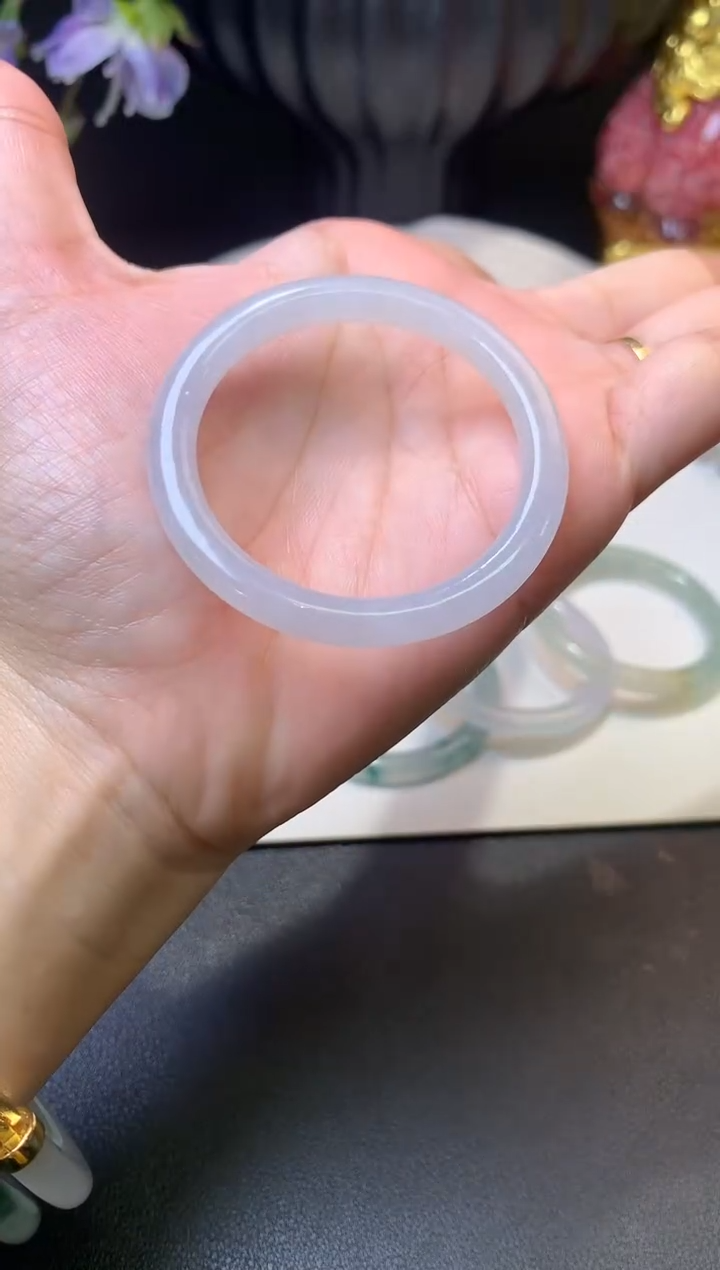 未镶嵌定制翡翠毛货