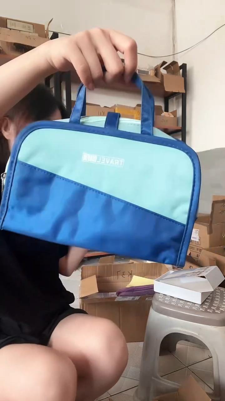 蚕丝K37小白管套盒化妆包包容量超级大