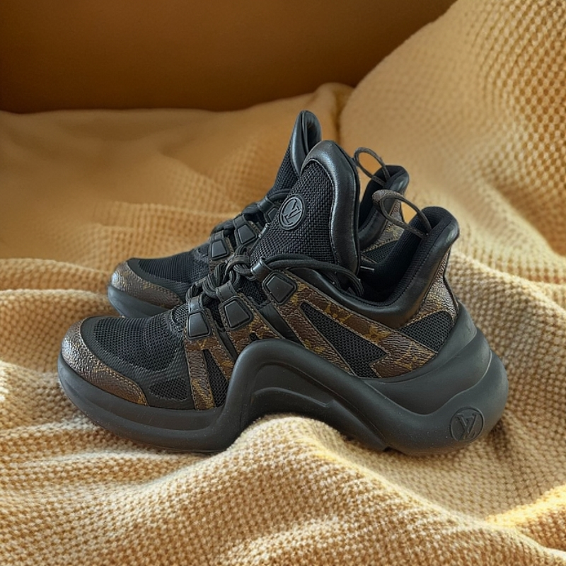 99新 LouisVuitton/路易威登 有奢友得/路易威登/老爹鞋/37码/003