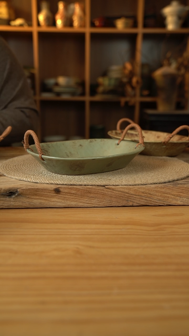 123布里纹豆绿色系列的9.5英寸布里纹双耳绿色麻绳鱼盘1个