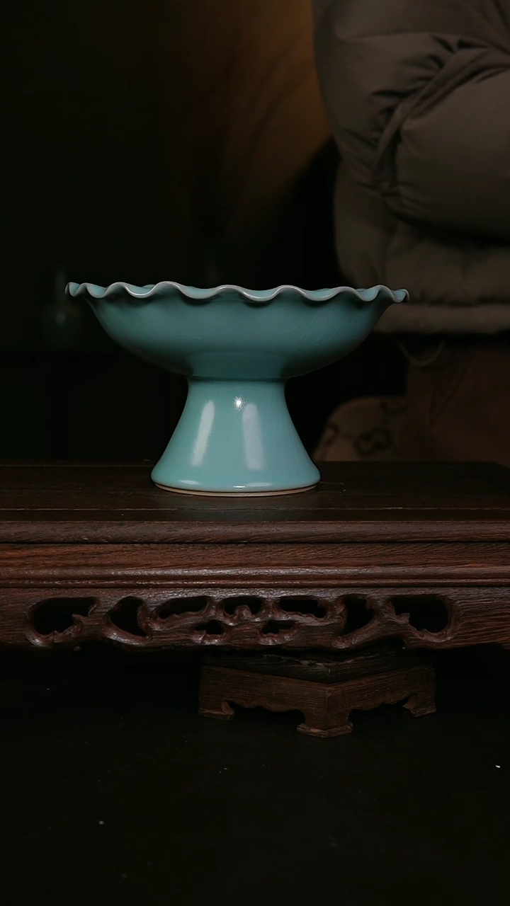 【闪购商品】其他仿古手工高足花口果盘