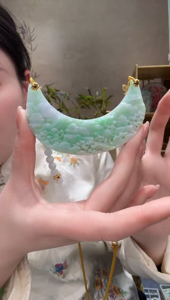 【闪购商品】翡翠颈饰未镶嵌吊坠