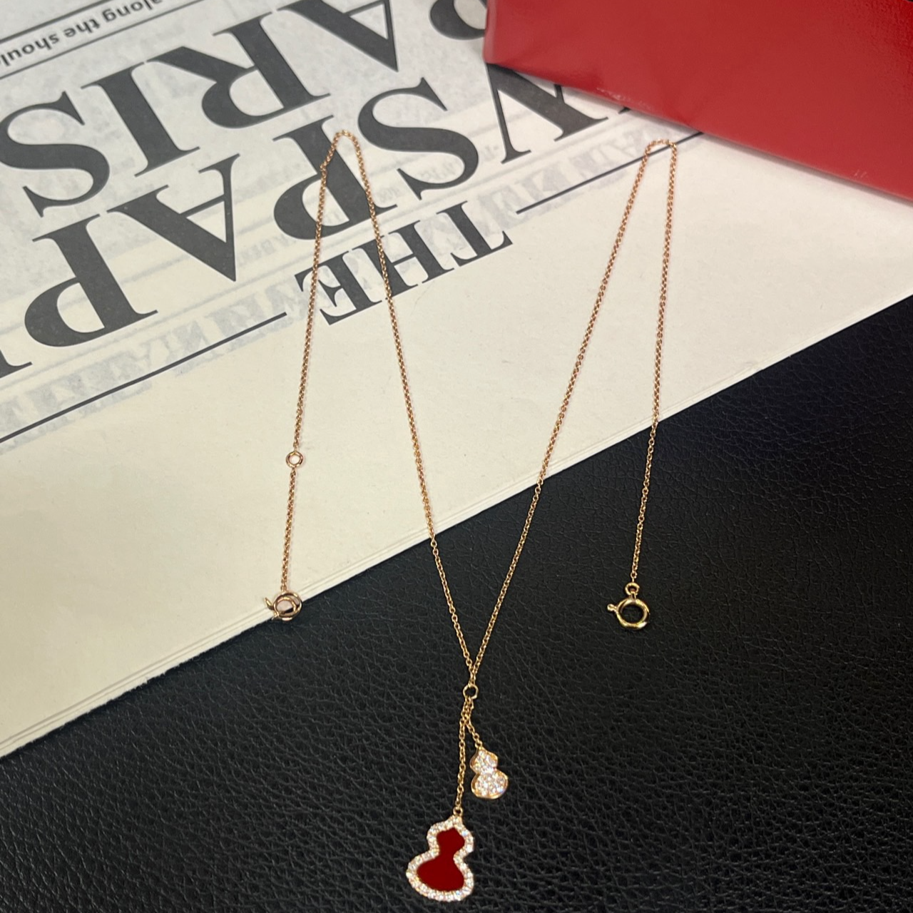 95新 Qeelin 红玉髓双葫芦项链22年B1992