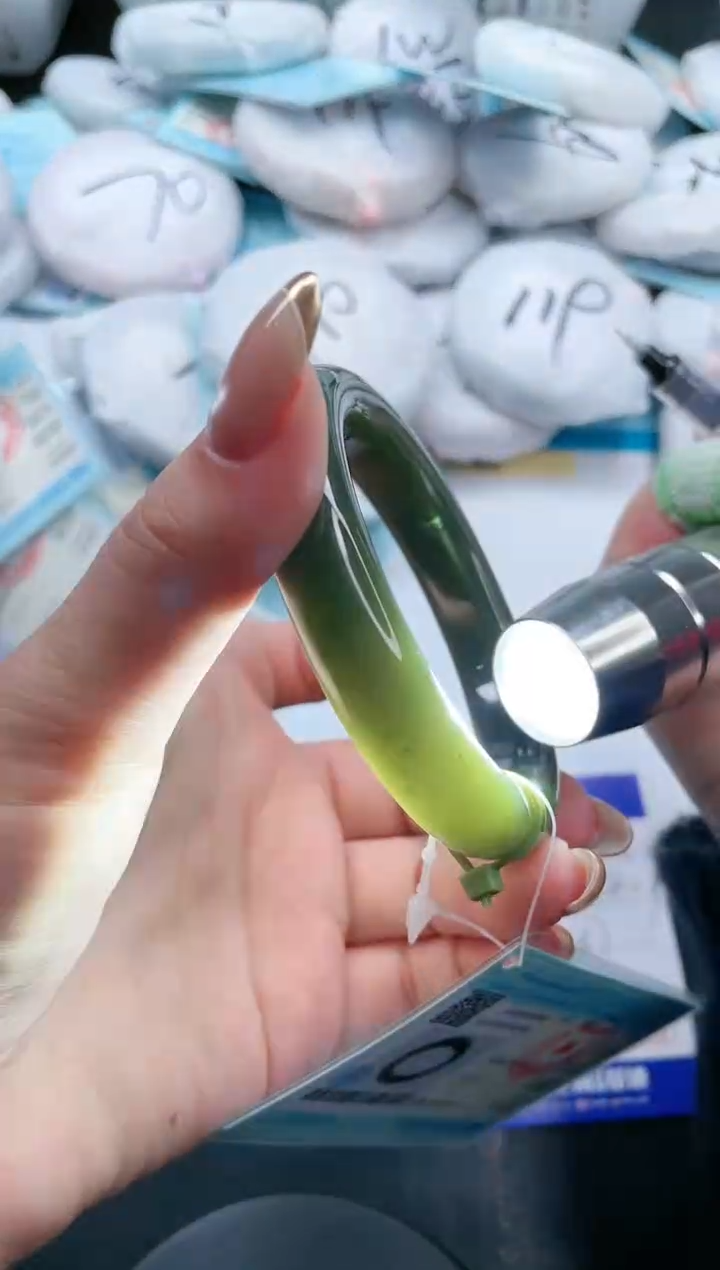 【闪购商品】和田玉手镯未镶嵌20V110-57