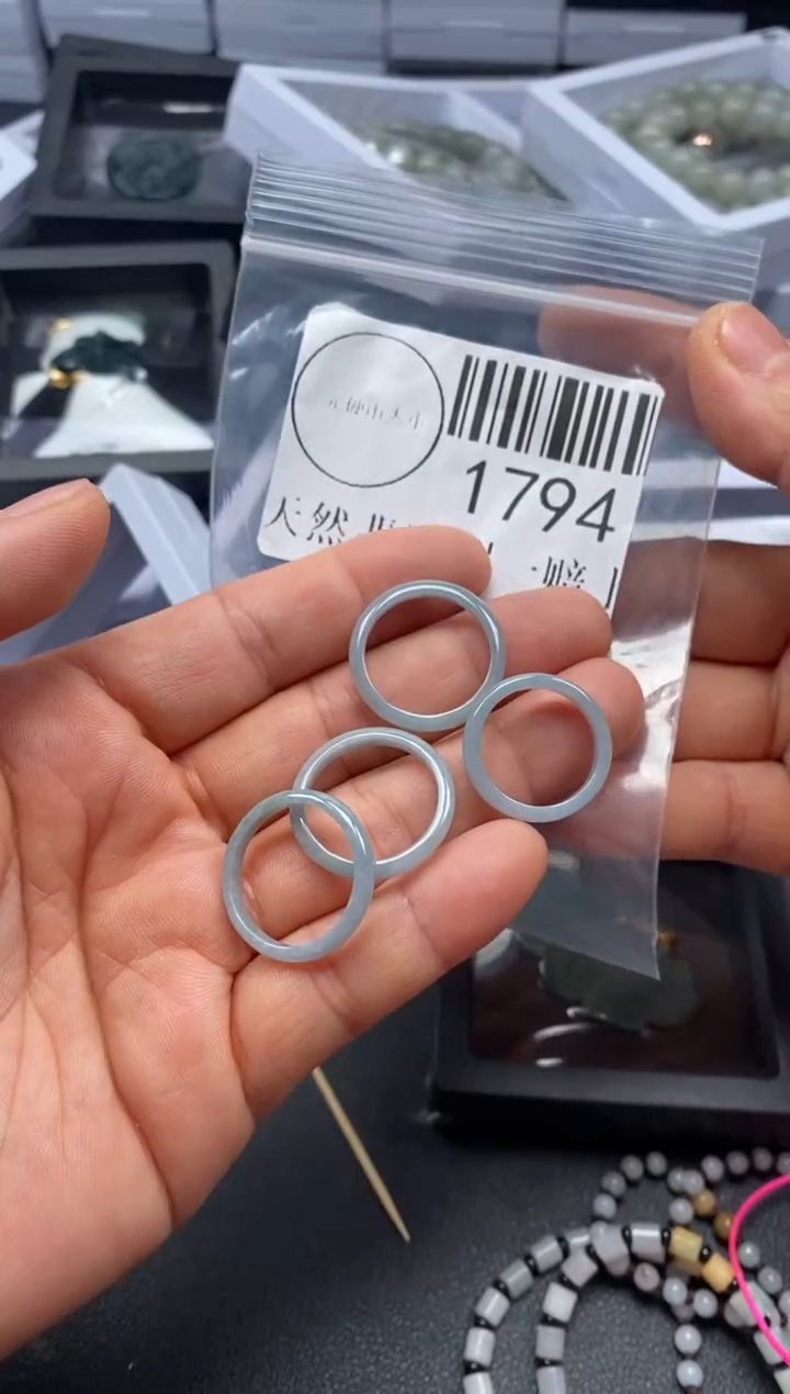 吊坠(不含链)未镶嵌翡翠1794