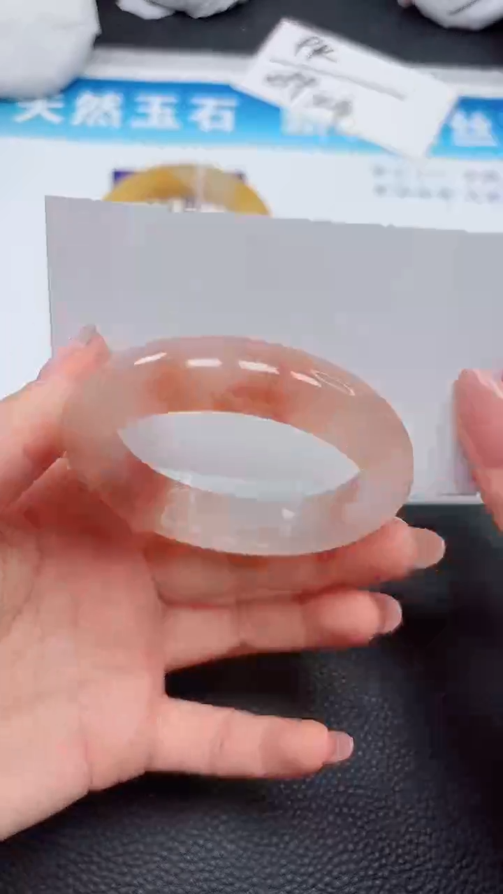 【闪购商品】石英质玉手镯未镶嵌477