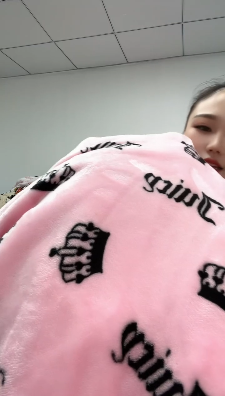 法兰绒2.3x2.6左右已主播介绍为准