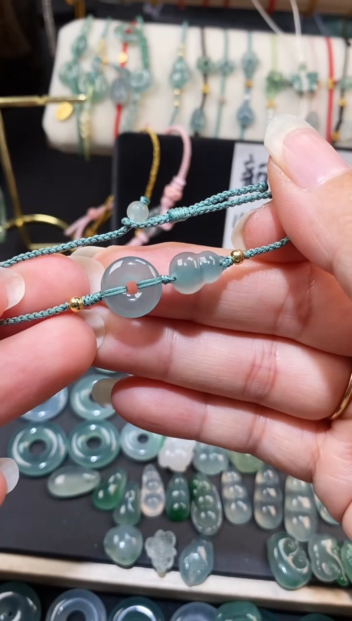 翡翠散珠平安扣葫芦手绳  手围15