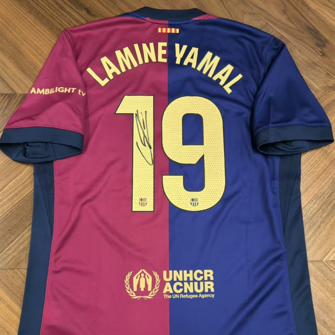 亚马尔亲签球衣带认证球衣