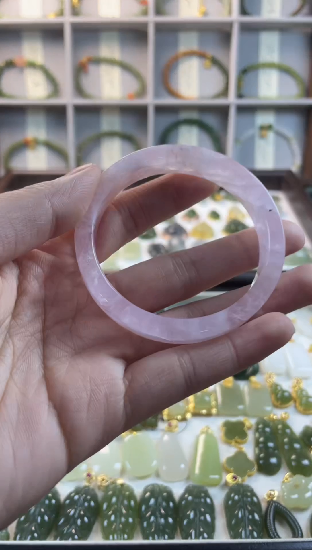 未镶嵌手镯芙蓉石1