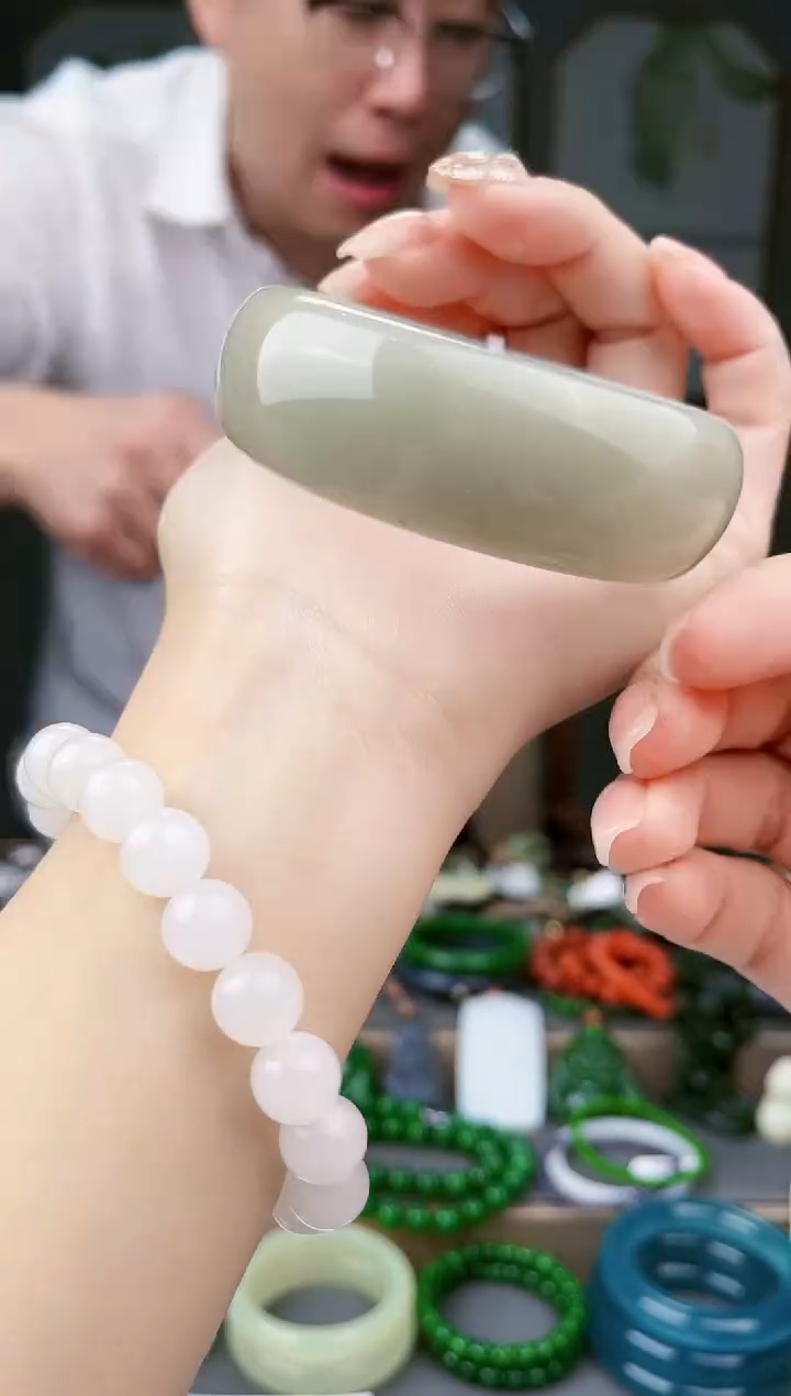 和田玉未镶嵌颈饰拍一发一拍一发一58+