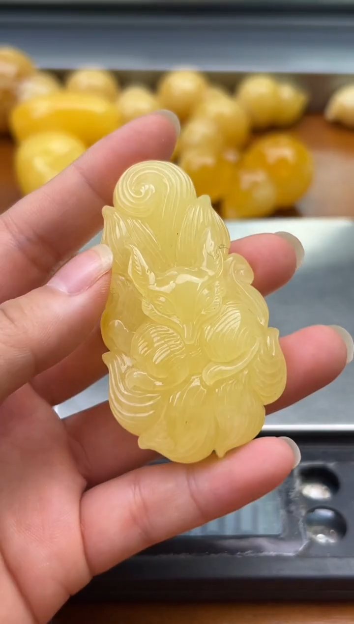裸石琥珀未镶嵌蜜蜡吊坠