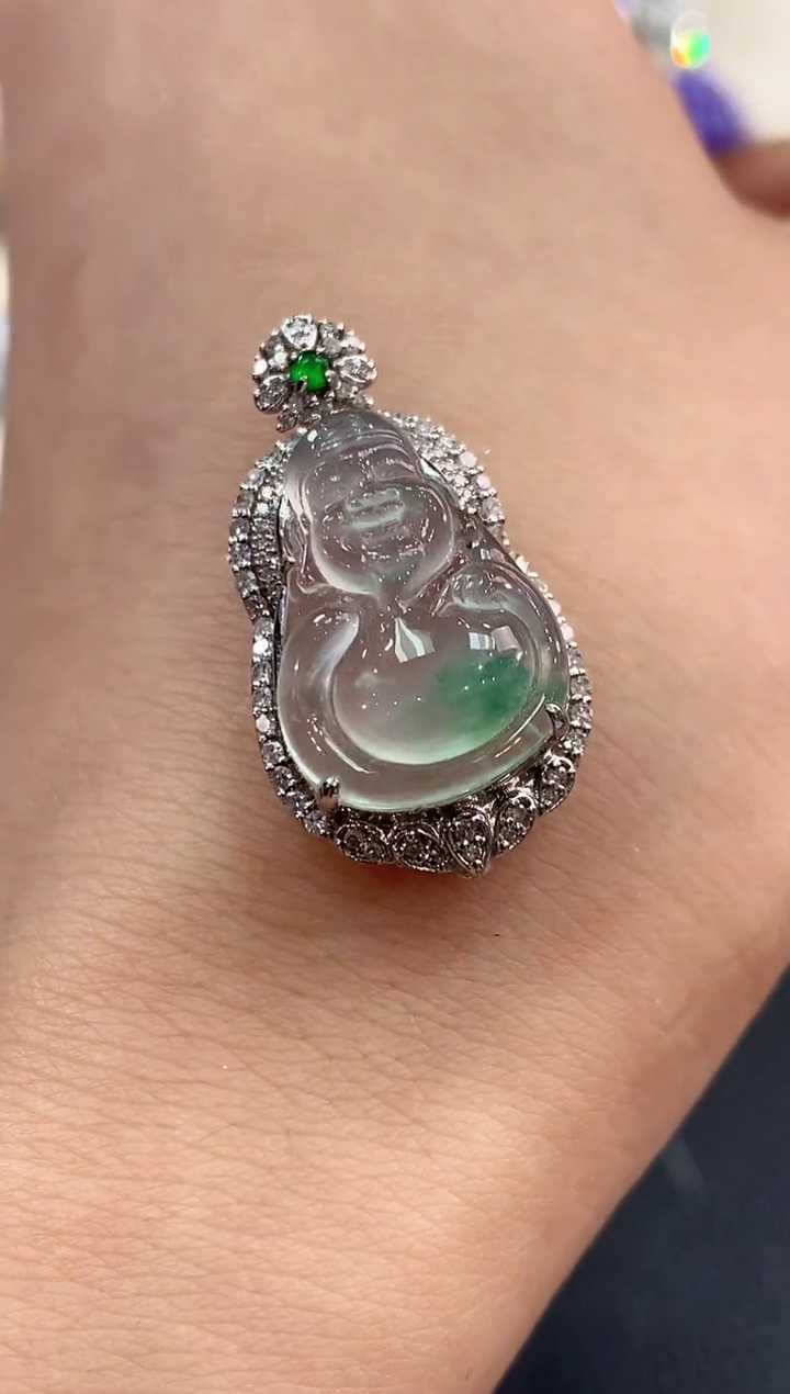 【闪购商品】翡翠吊坠(不含链)18K金镶嵌C65