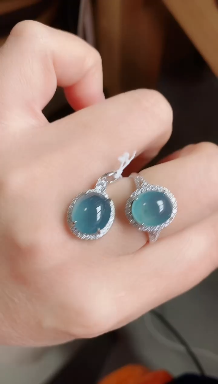 吊坠(赠链)银S925镶嵌翡翠1