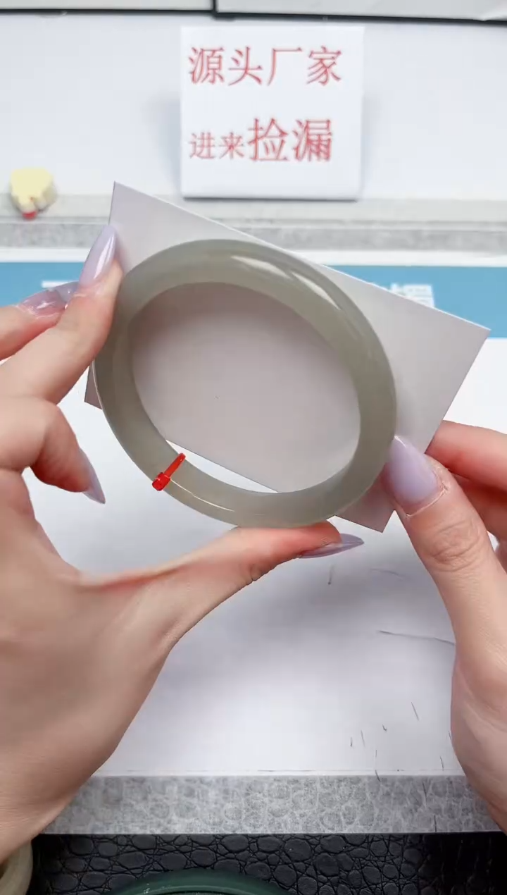 【闪购商品】石英质玉手镯未镶嵌A199-62.7