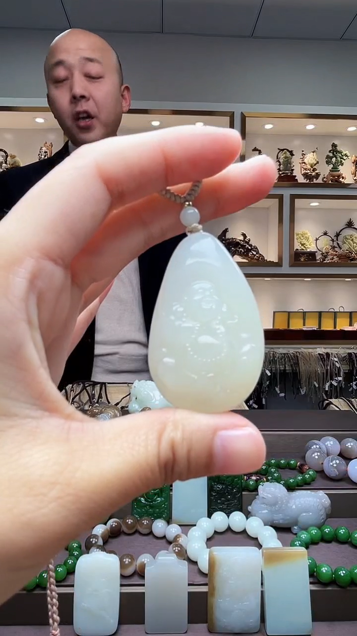 【闪购商品】和田玉颈饰未镶嵌1