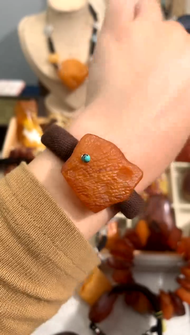 【闪购商品】蜜蜡裸石未镶嵌似玉