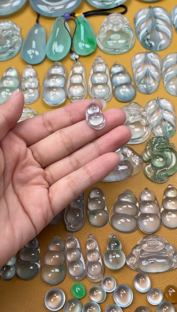 吊坠(不含链)未镶嵌翡翠23 花生豆 20.6 12.2 4.8