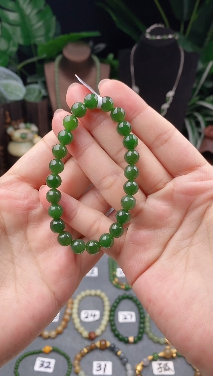 【闪购商品】未镶嵌和田玉（碧玉）手链精品8m俄料碧玉手串