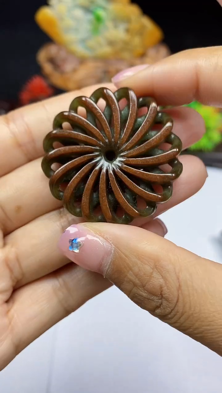 【闪购商品】翡翠颈饰未镶嵌翡翠A货