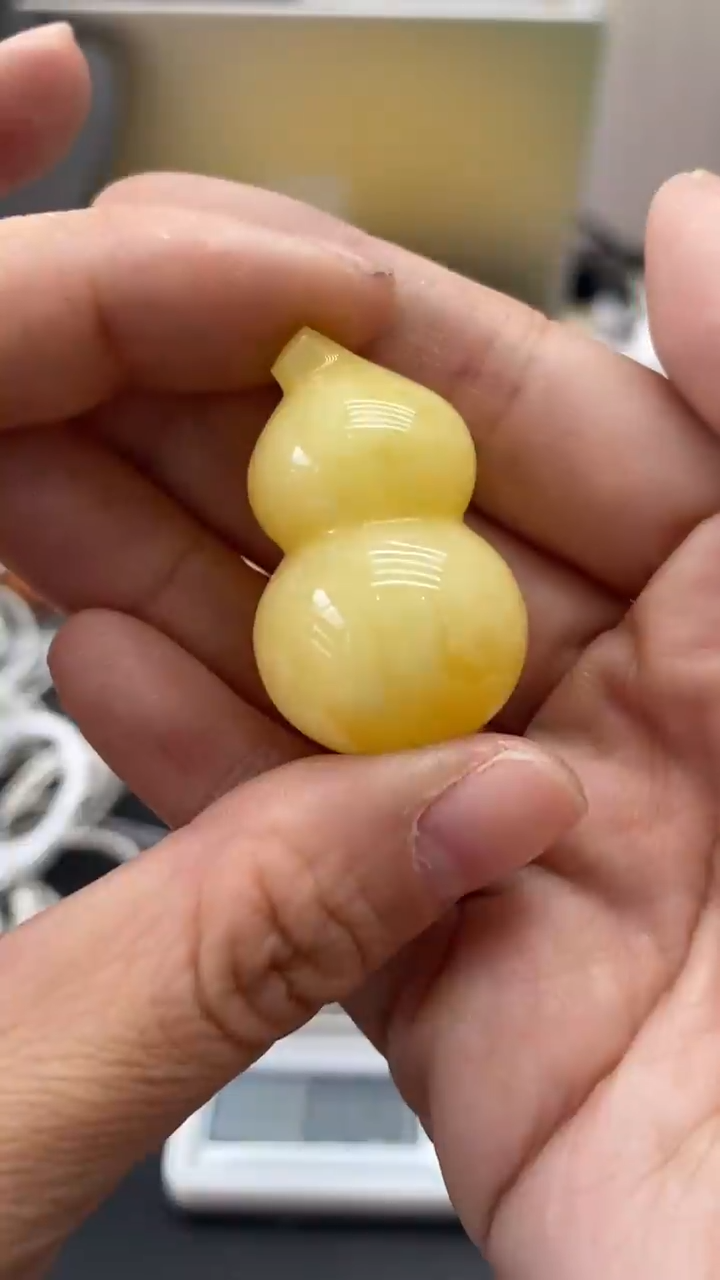 琥珀未镶嵌珠宝奇石2466