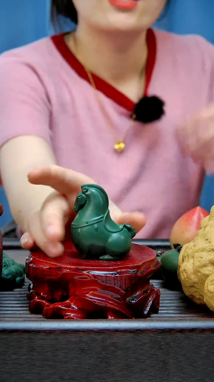宜兴紫砂手工唐马