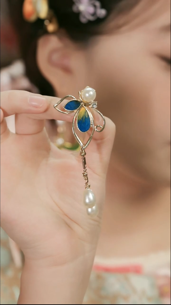 刺绣湘传礼纯手工胸针