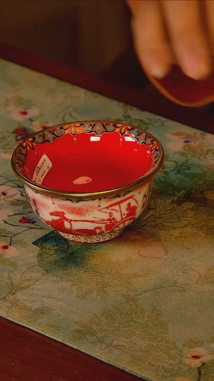 杯小**学手工手绘杯杯很美丽