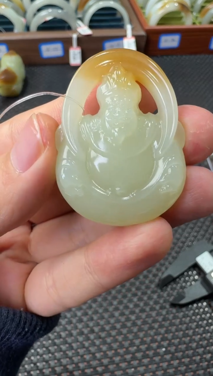 颈饰未镶嵌和田玉和田玉吊坠