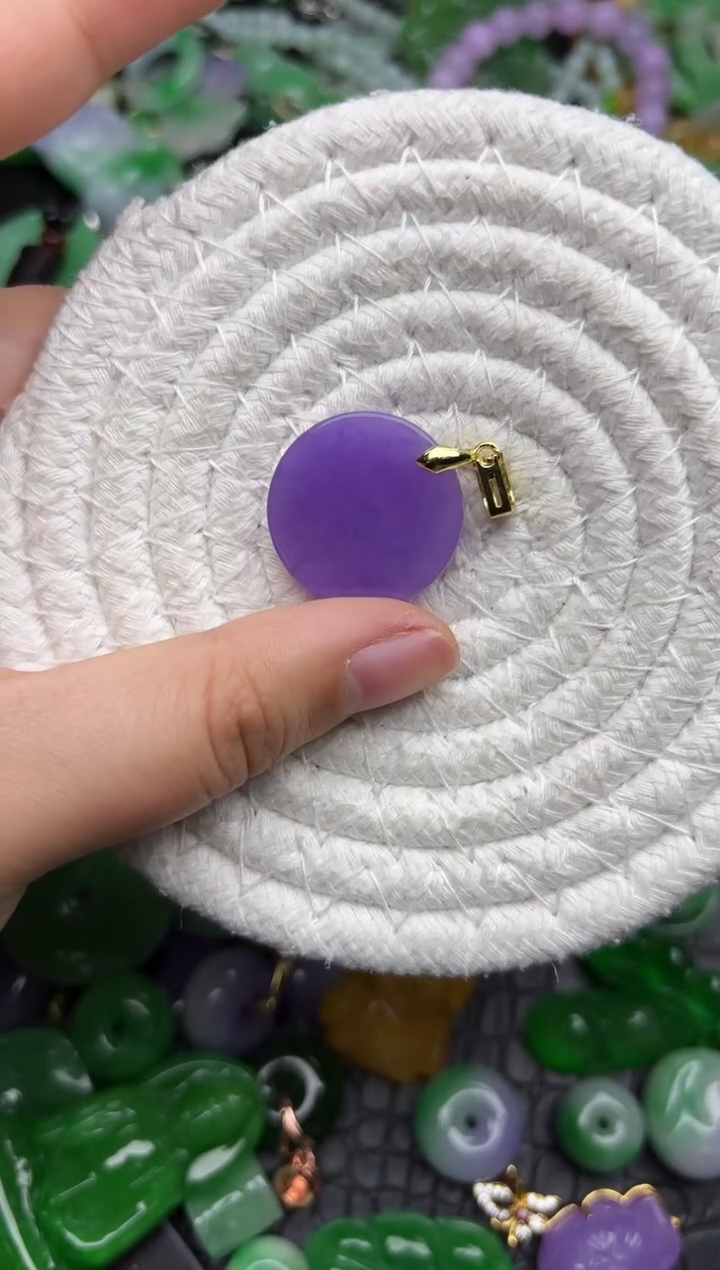 颈饰未镶嵌翡翠缅甸翡翠吊坠