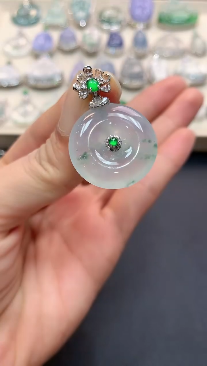 【闪购商品】翡翠吊坠(不含链)18K金镶嵌b80    