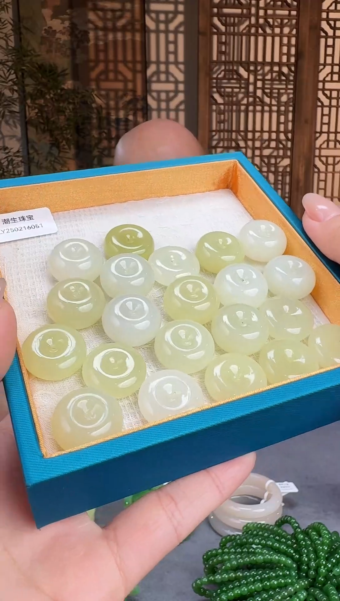 【闪购商品】和田玉吊坠未镶嵌黄玉平安扣多样性发一件