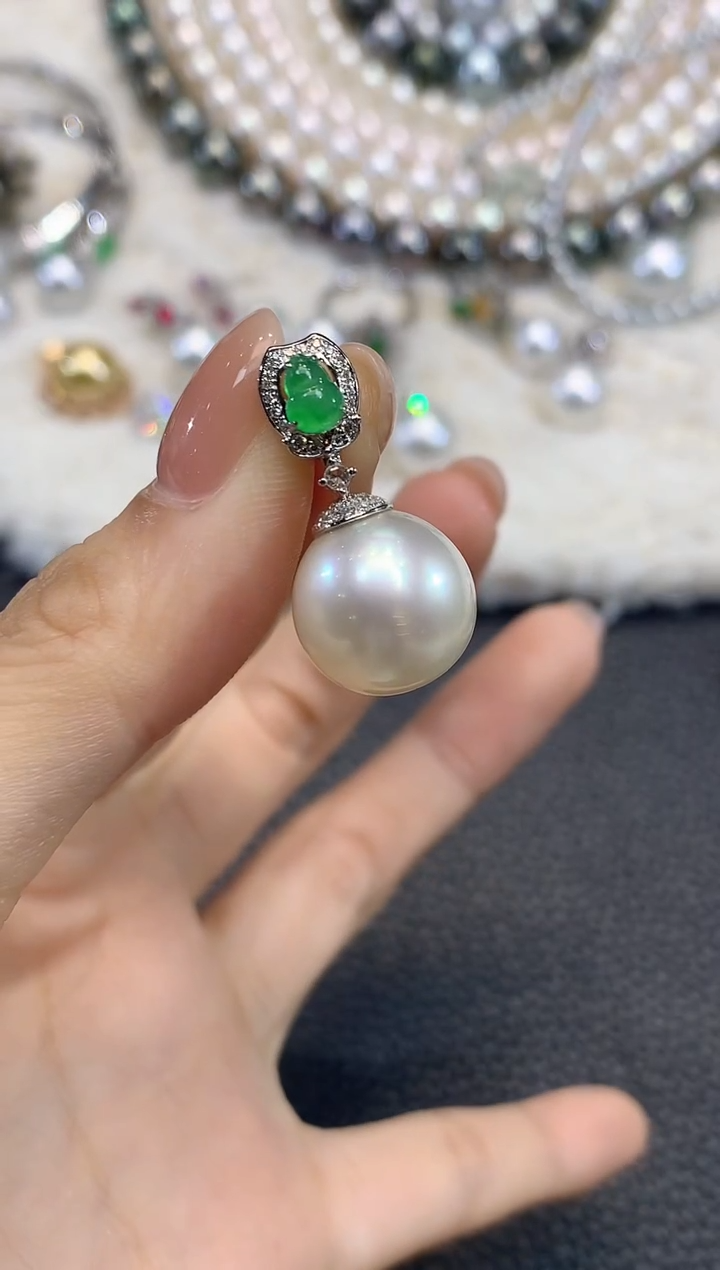 吊坠(不含链)18K金镶嵌海水珍珠D33