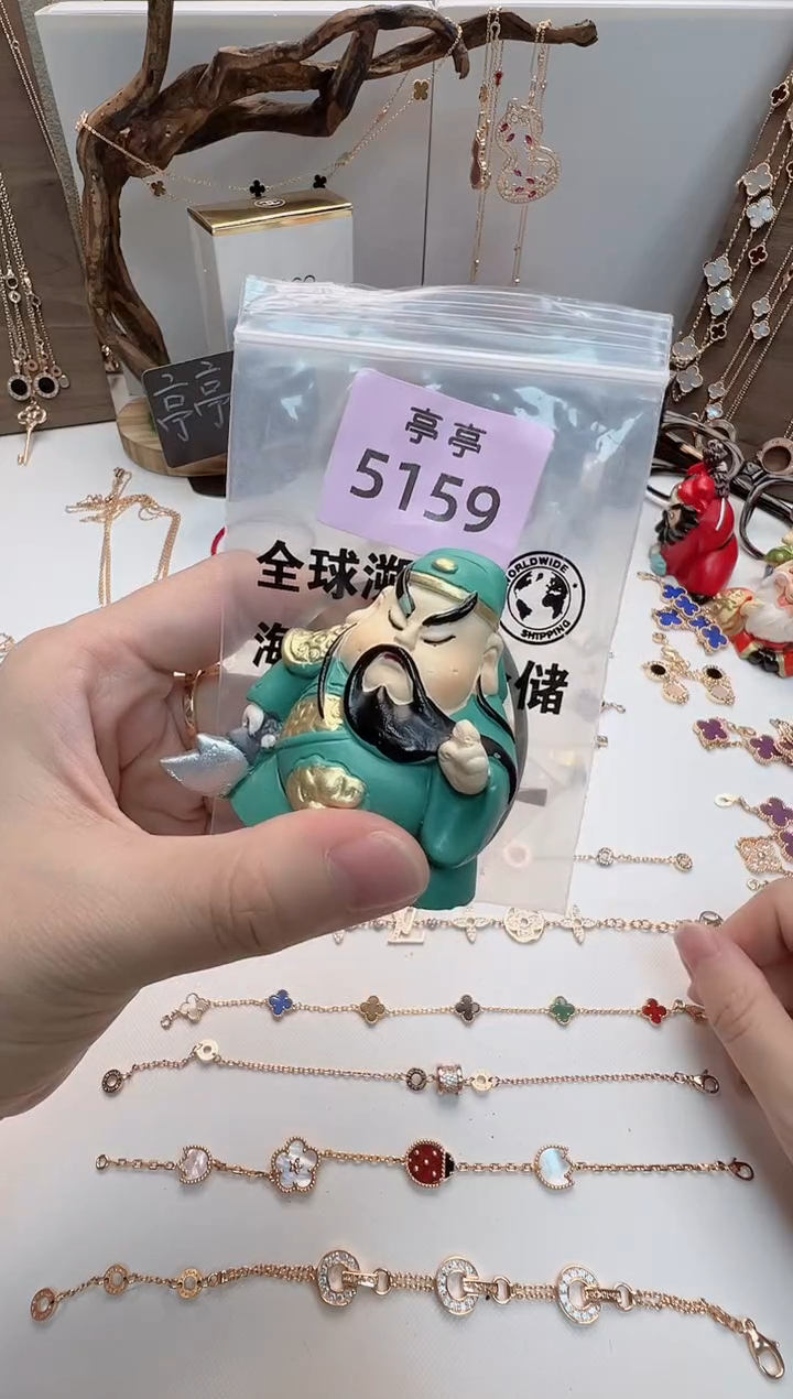 蕾**贝华禄甄选阁壹号铺