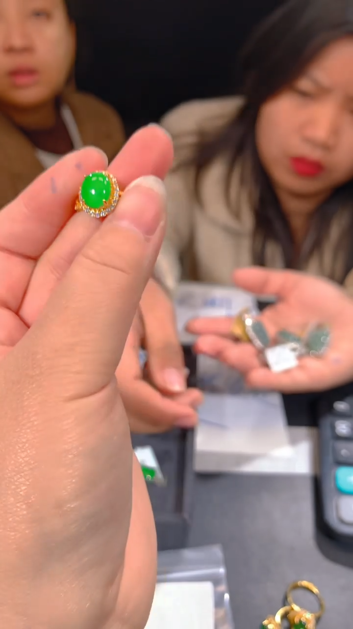 【闪购商品】定制翡翠未镶嵌16多样性发货（发其一）