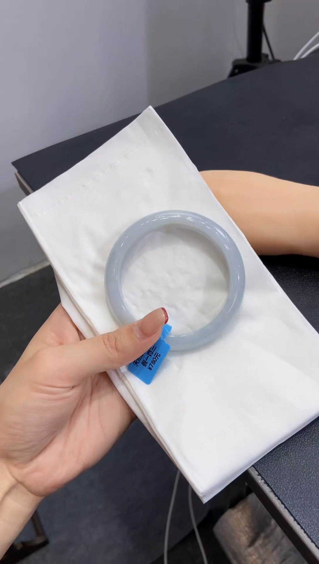 【闪购商品】翡翠手镯未镶嵌00008692