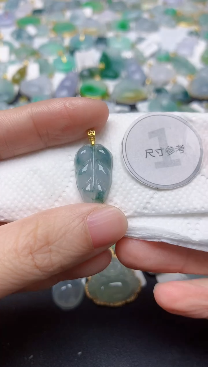 颈饰未镶嵌翡翠天然缅甸A货翡翠