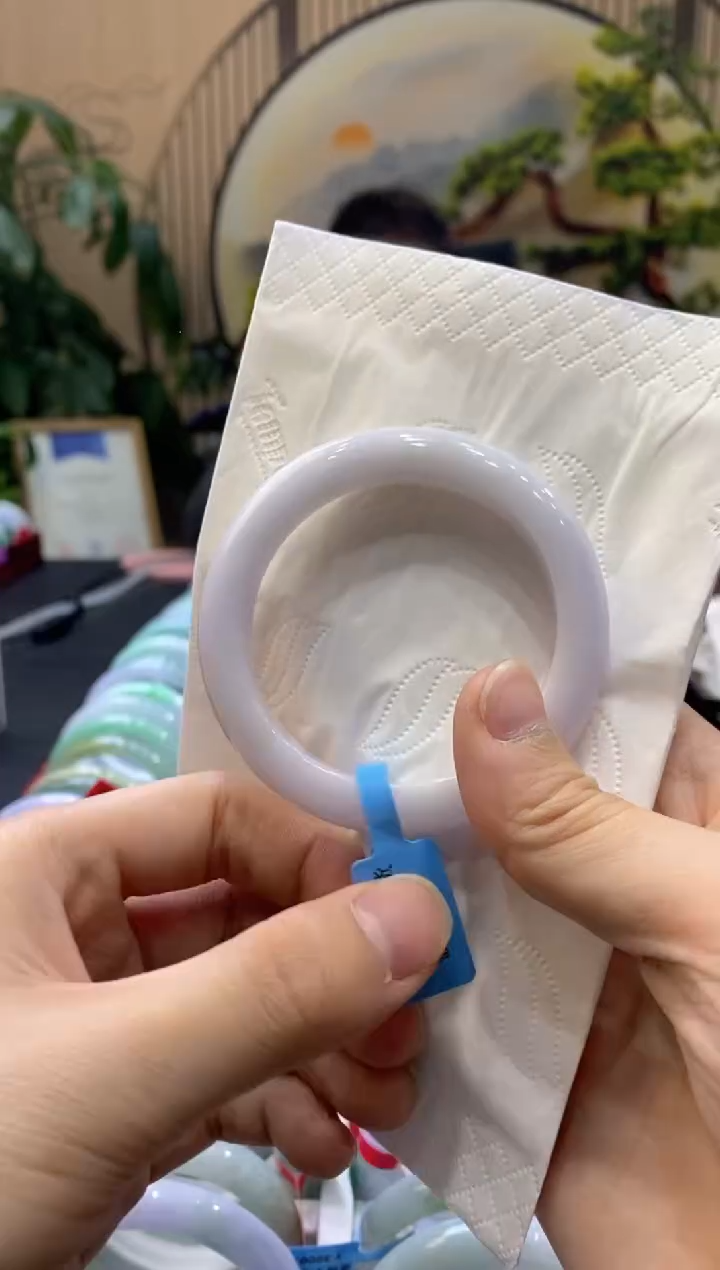 【闪购商品】翡翠手镯未镶嵌00002550