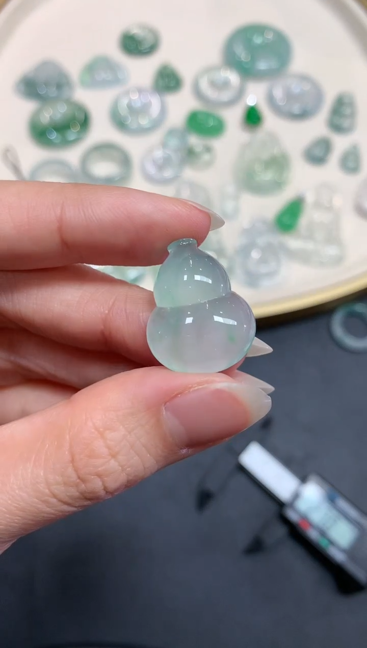 【闪购商品】翡翠吊坠(不含链)未镶嵌A799|13800