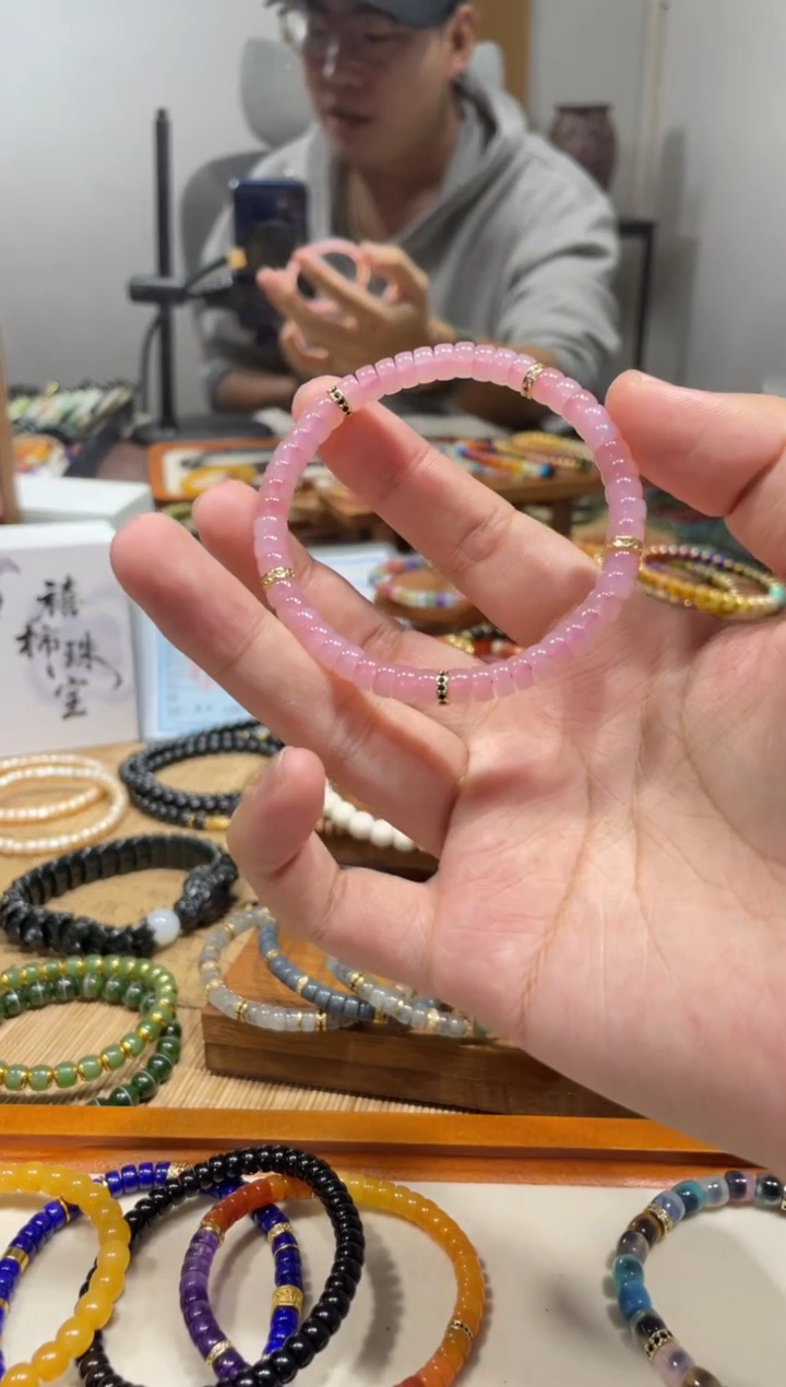 未镶嵌手串玛瑙/玉髓6mm满色粉糯玛瑙手串设计款