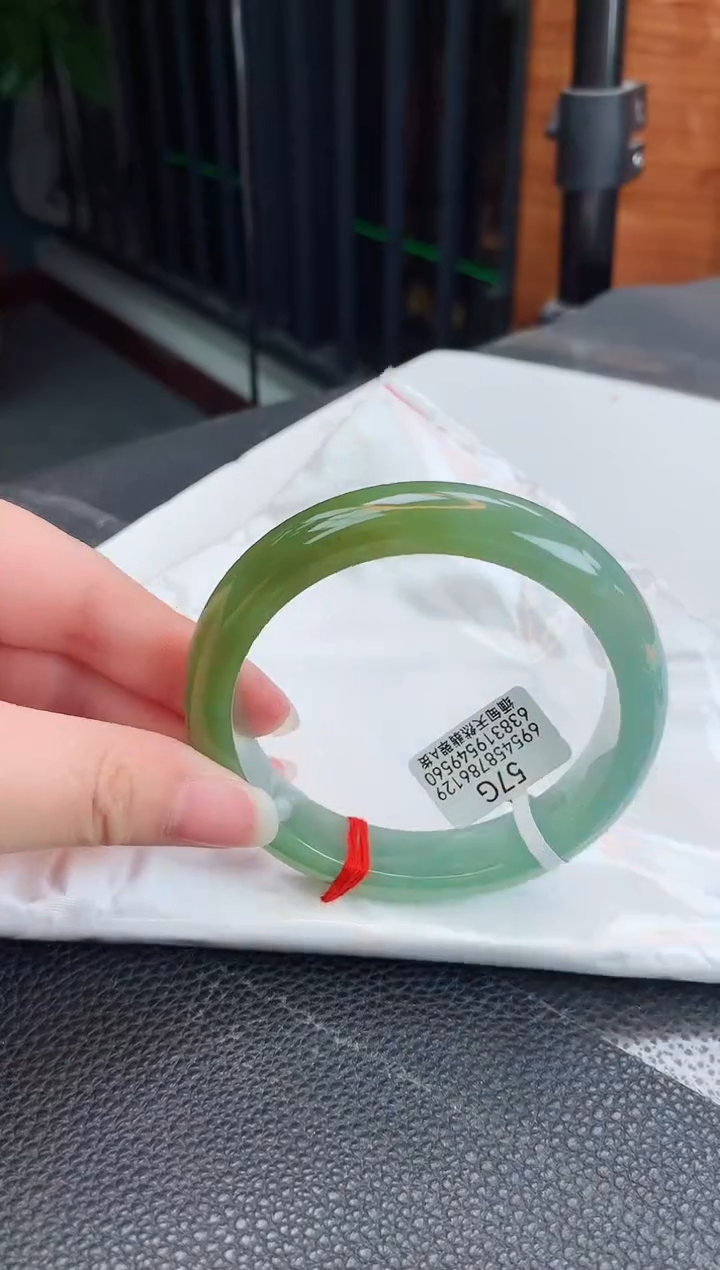 【闪购商品】翡翠手镯未镶嵌缅甸天然翡翠A货手镯