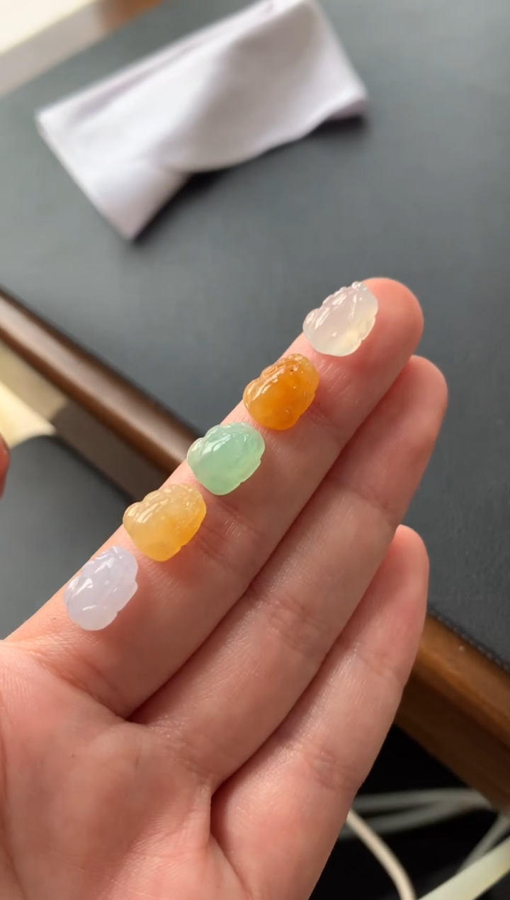 【闪购商品】定制翡翠未镶嵌翡翠