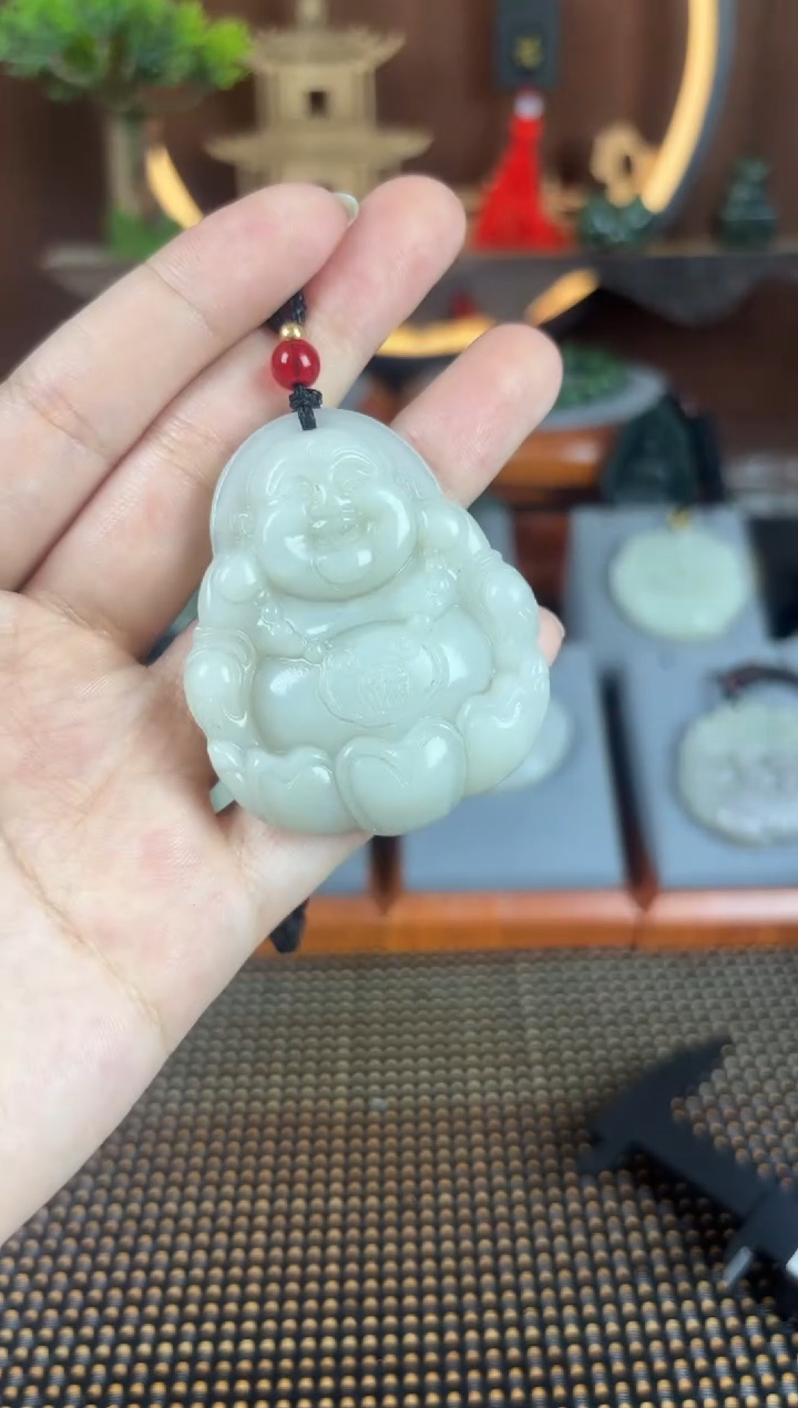 【闪购商品】和田玉颈饰未镶嵌1