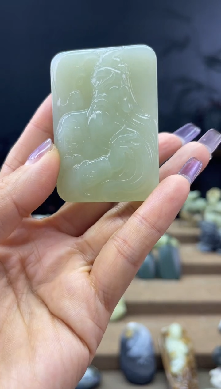 颈饰未镶嵌和田玉1